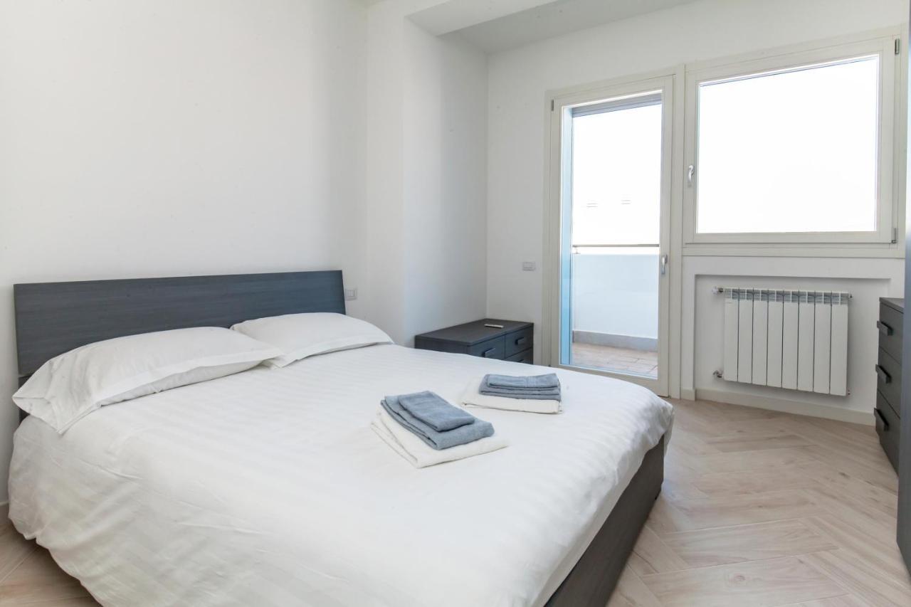 Appartement 12° Piano Torre Diamante - 67 à Milan Extérieur photo